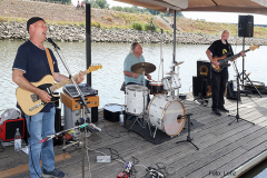 Picknickkonzert am RGS-Bootshaus mit der Gruppe Blueswolf